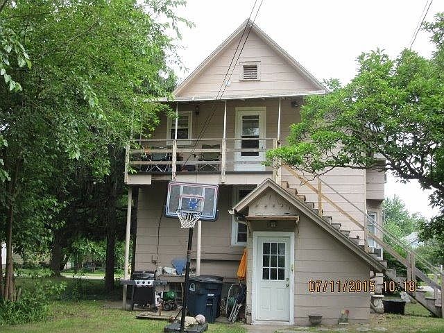 2nd image of 139 E Barker Ave