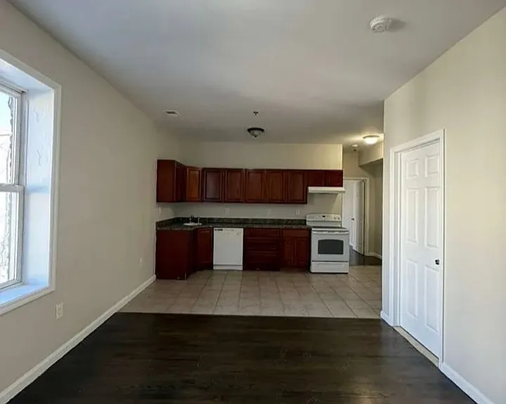 79 Tillinghast St #B1 — Photo 1