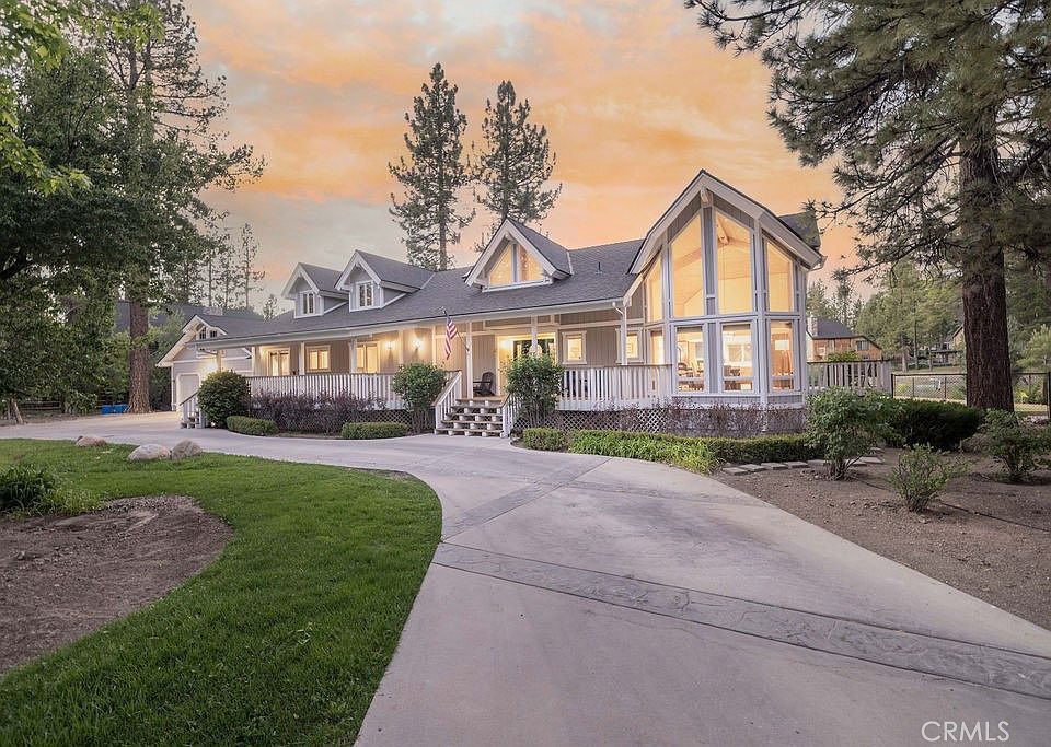1st image of 40034 Lakeview Dr