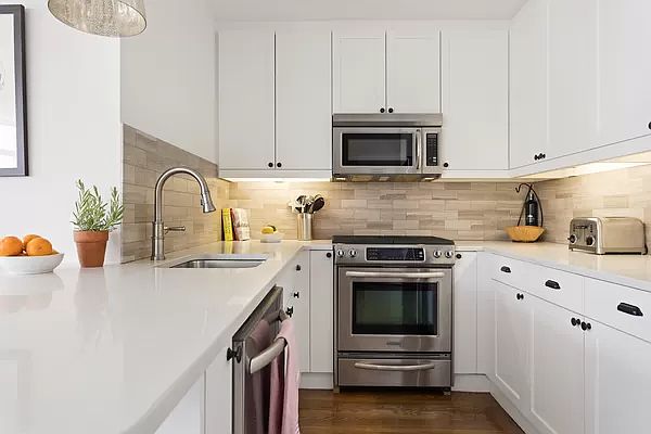 1st image of 251 7th St APT 7D
