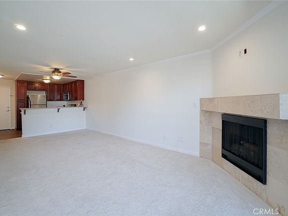 5th image of 5510 Owensmouth Ave APT 209