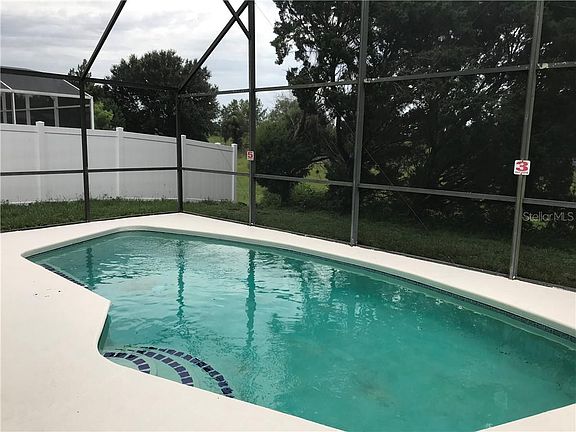 3rd image of 245 Majesty Dr
