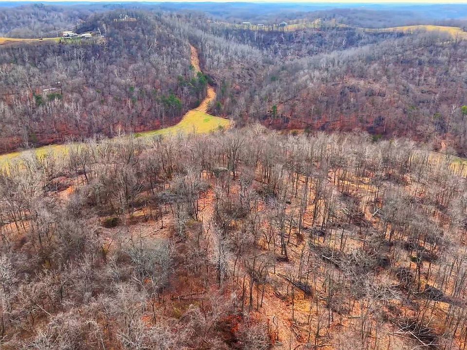 2nd image of 1165 Deloss Creek Rd