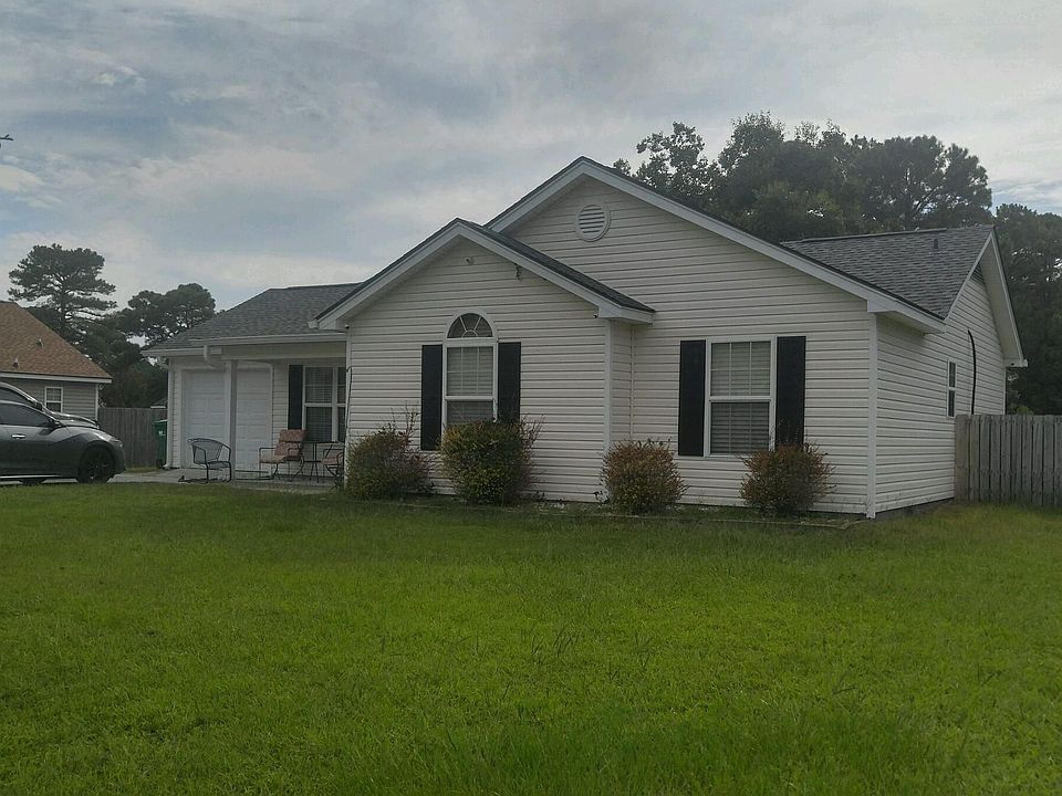 1st image of 66 Pelican Circle