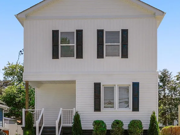 122 E Park Ave, Oaklyn, NJ 08107