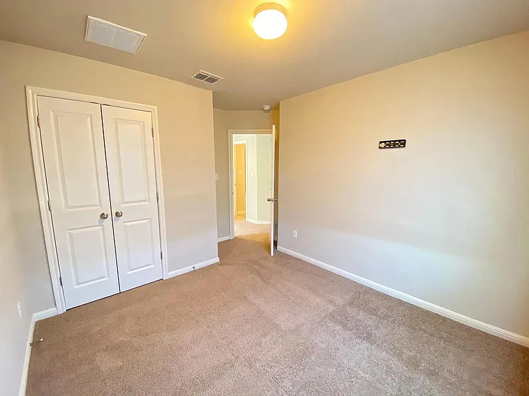 1010 Sand Post Pl — Photo 20