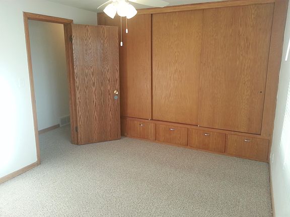 2nd image of 1201 Royal Dr