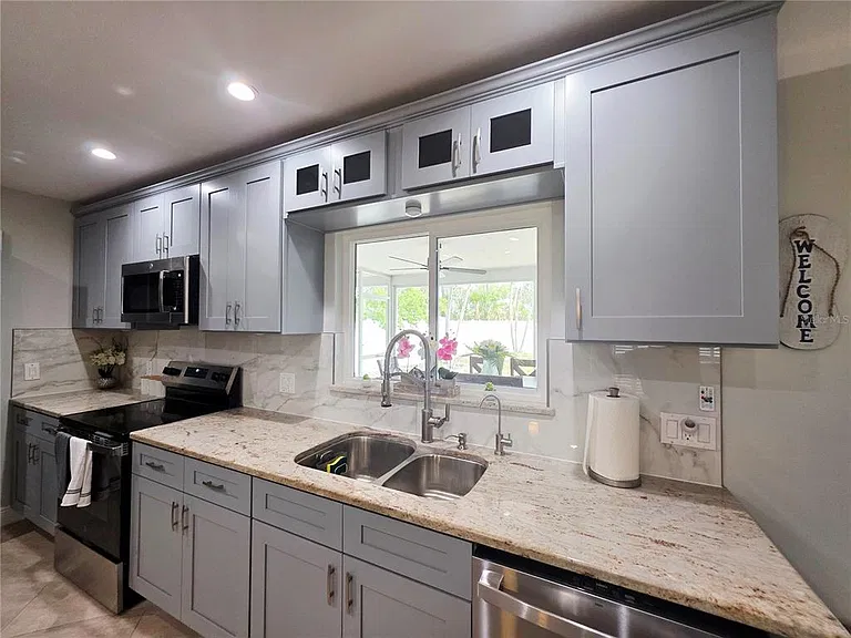 3435 Overlook Dr NE — Photo 12
