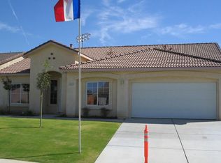 3712 Azure Dr, Bakersfield, CA