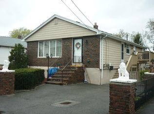 110 Marshall St, Revere, MA 02151