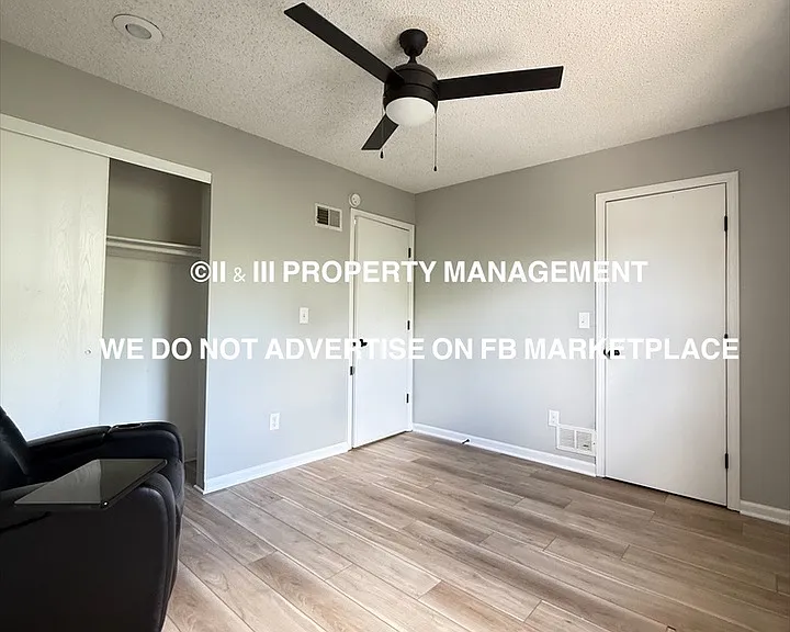 1933 Lawrence Ct — Photo 14