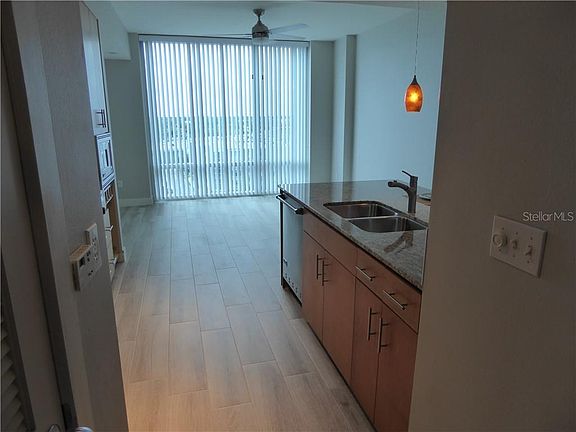 2nd image of 1120 E Kennedy Blvd Unit 920