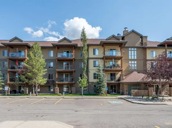92 W Crystal Shores Rd #2113, Okotoks, AB T1S 2N1