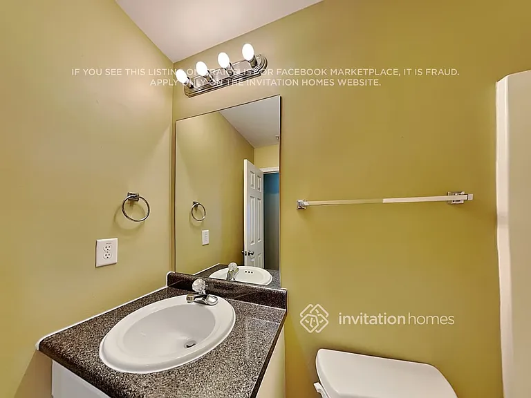 302 Whitehall Ct — Photo 14