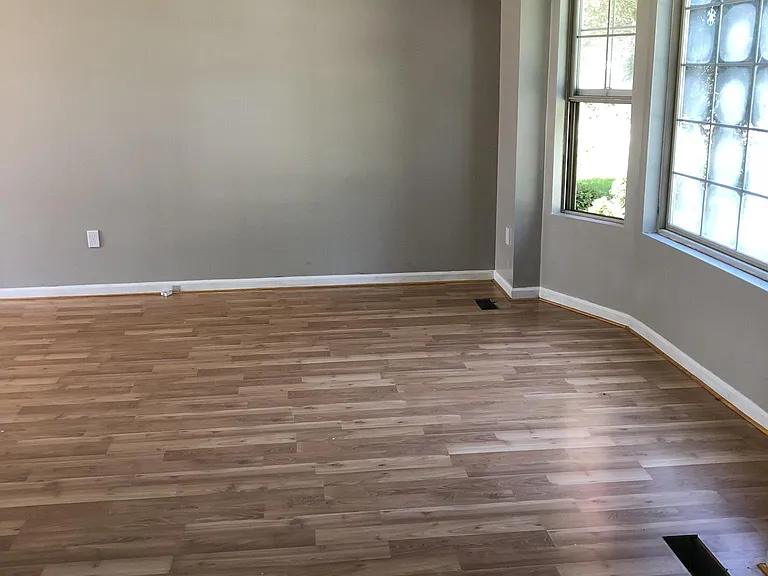 1186 Boyd St — Photo 9
