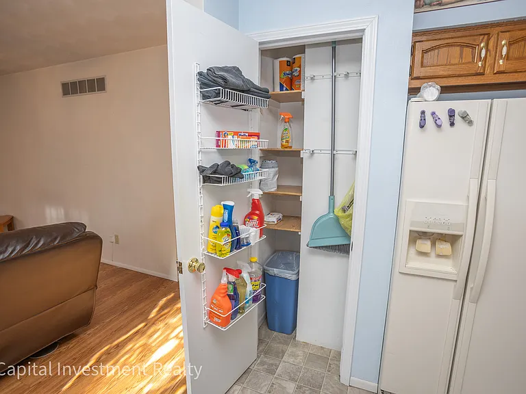 811 E Lincoln St #A — Photo 6