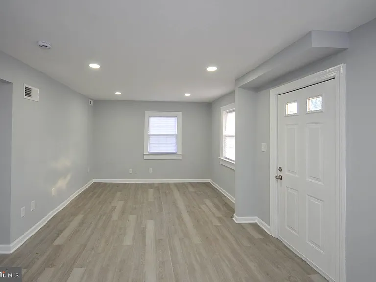 46670 Midway Dr #B — Photo 10
