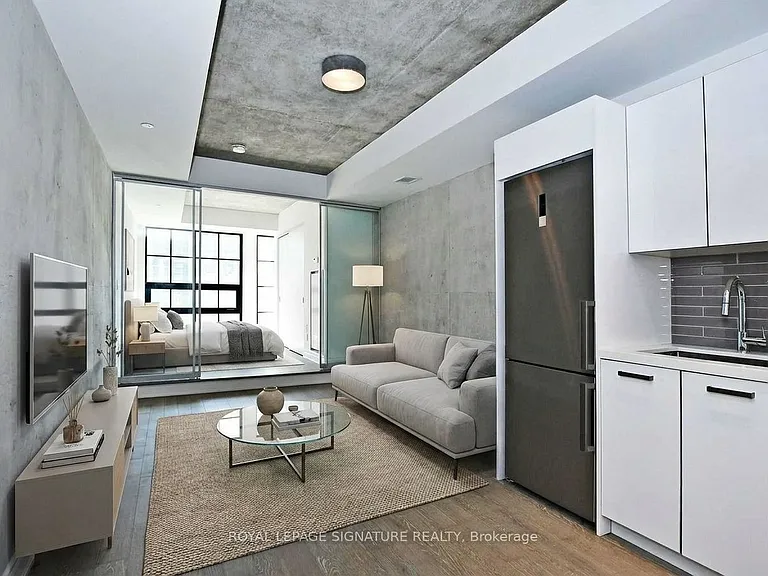 608 Richmond St W #514 — Photo 1