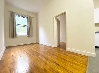 221 W 22nd St APT B2, New York, NY 10011