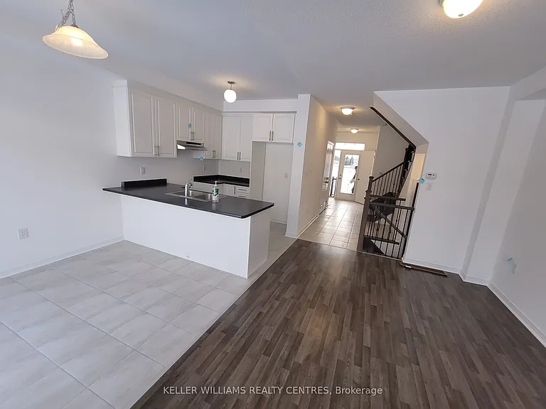 15 Albany St — Photo 2