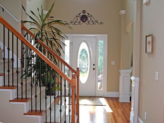 4th image of 665 Milton Dr