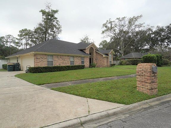 3rd image of 9218 Saffron Ct