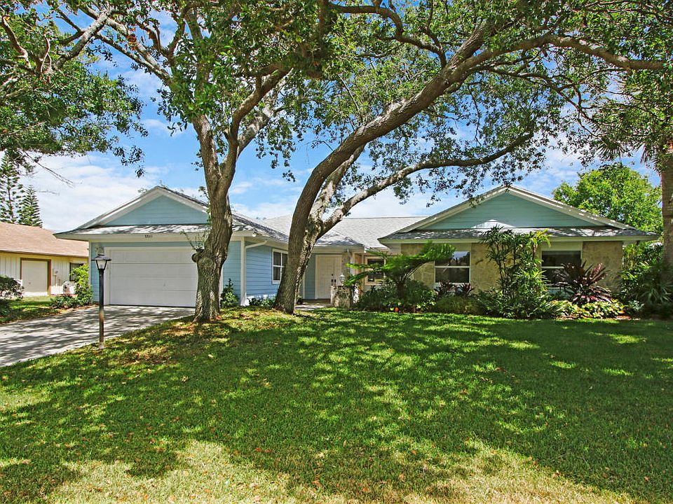 1st image of 8861 SE Eaglewood Way