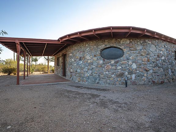 3rd image of 1751 N Camino Altar