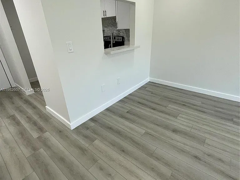 365 NE 125th St #409 — Photo 7