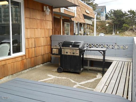 2nd image of 145 NW Inlet Ave #203