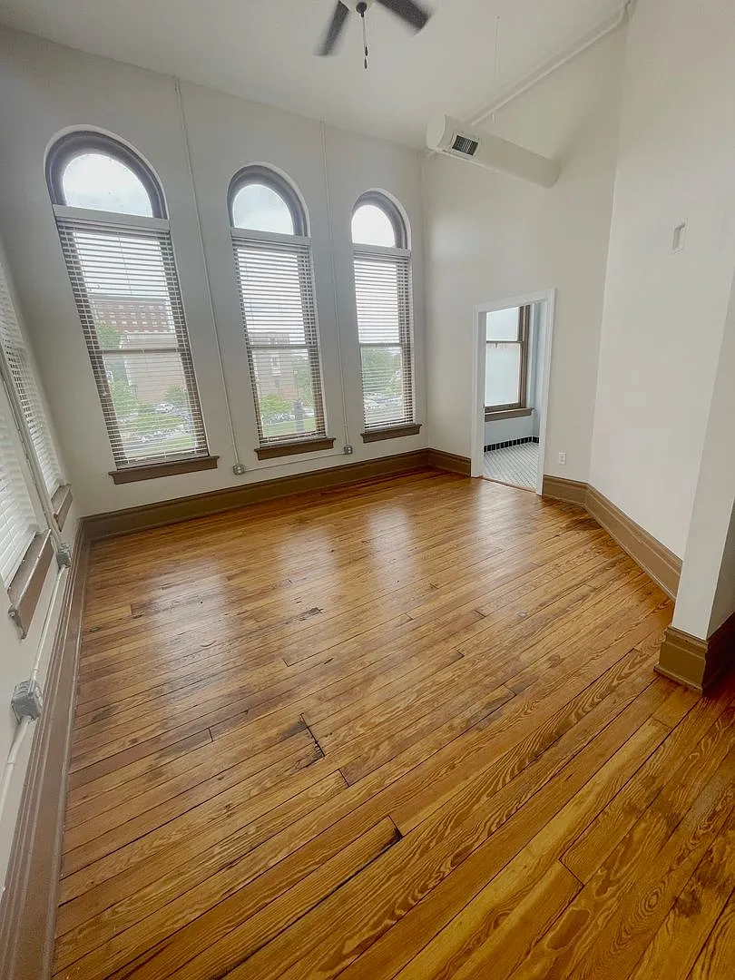 442 Main LLC — Photo 4