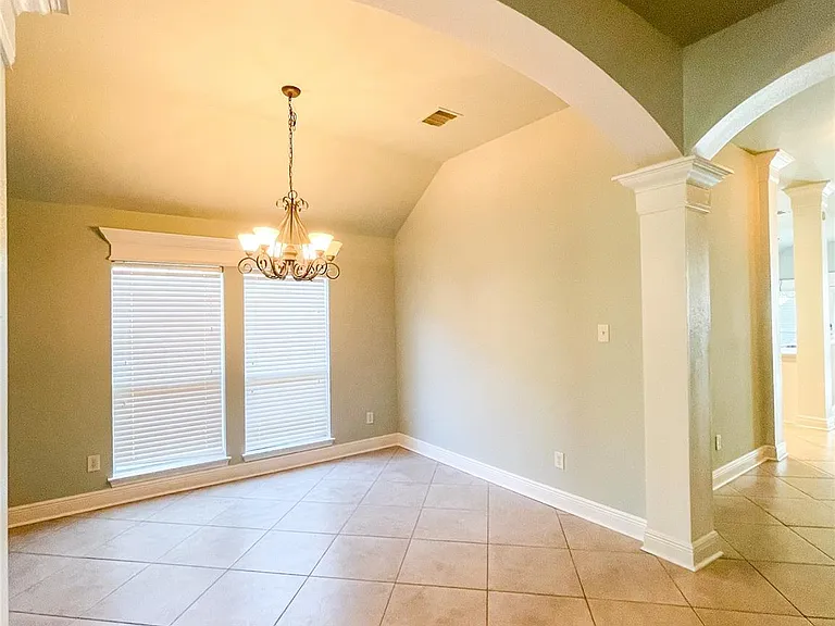 854 Skyspring Ln — Photo 16