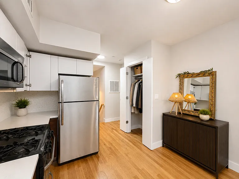 365 Tompkins Ave #1F — Photo 6