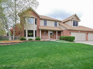 2840 Carriage Way, Aurora, IL 60504