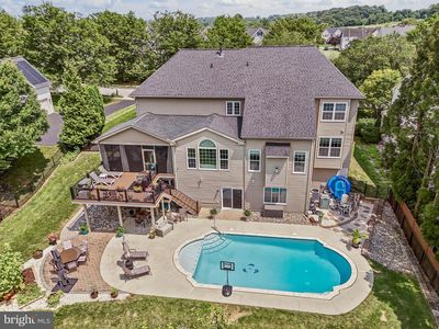 207 Honey Locust Dr, Avondale, PA, 19311