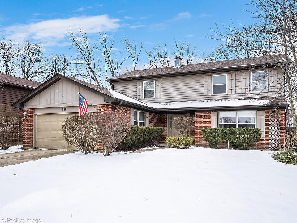 2nd image of 586 Farnham Ln