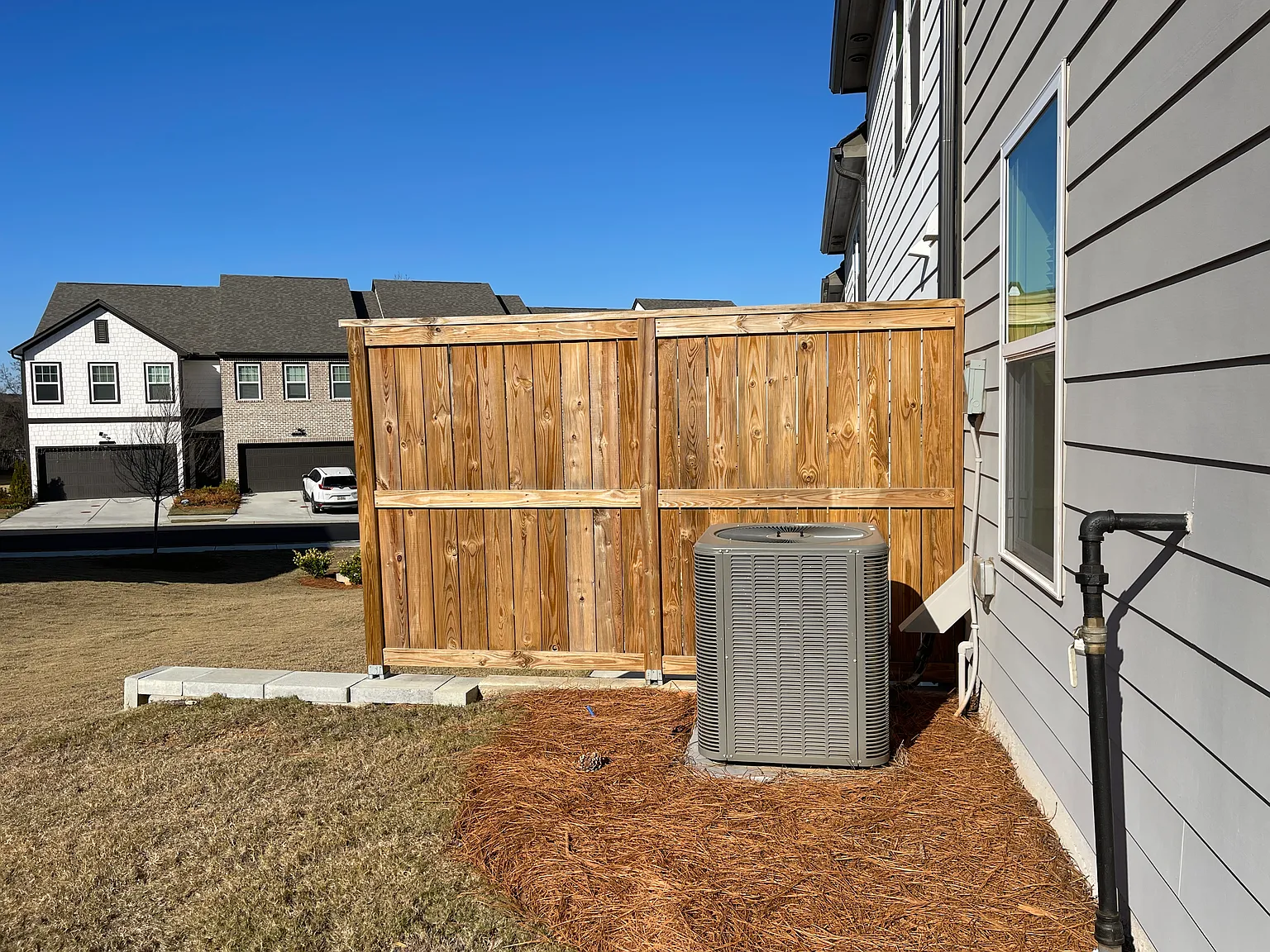3 bed, 2.5 bath, 1800 sqft, $2,450 — Photo 4