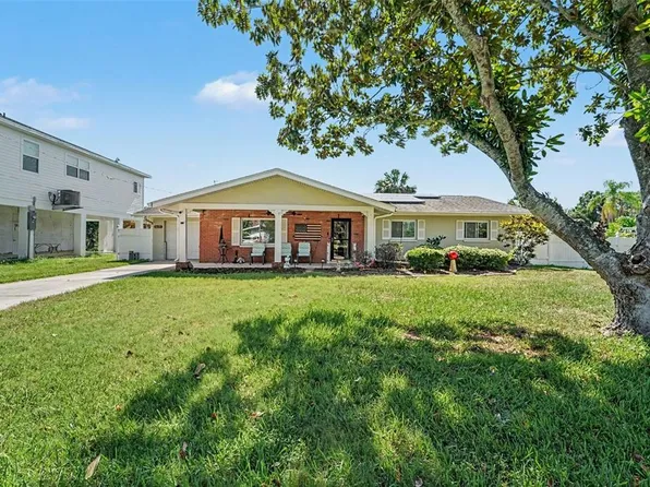 8639 Green St, Port Richey, FL 34668