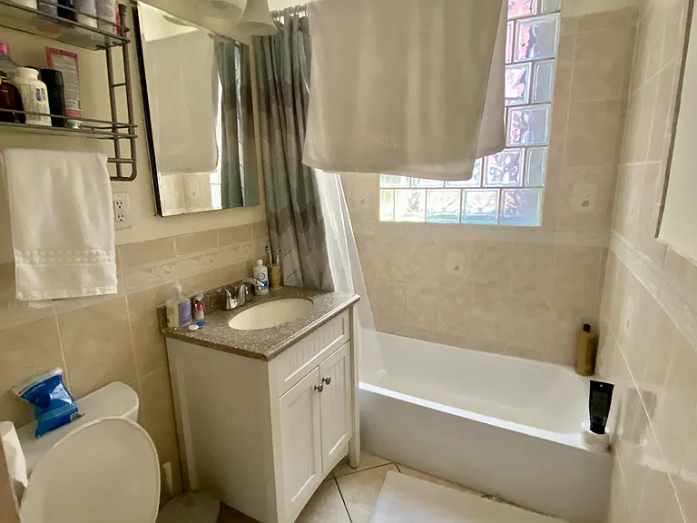 913 Boylston St #2 — Photo 16