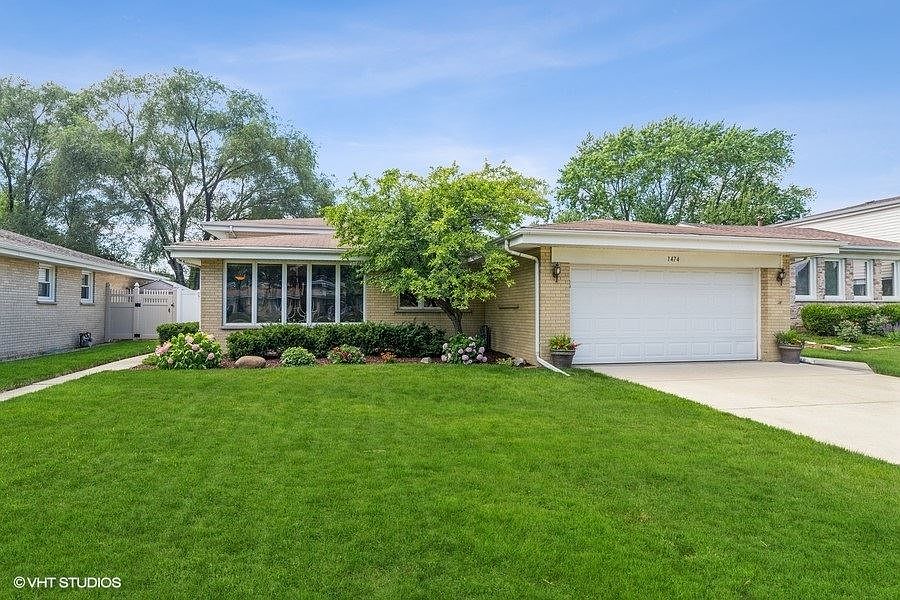 1st image of 1474 Phoenix Dr