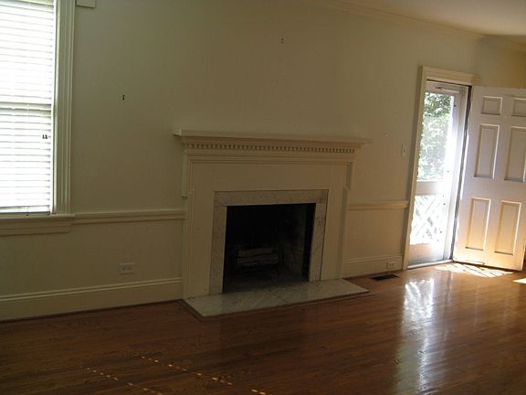 5th image of 1210 Greenway Ct
