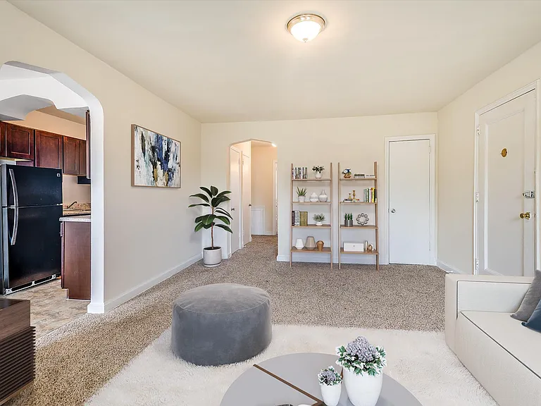 1523 28th St SE #303 — Photo 1