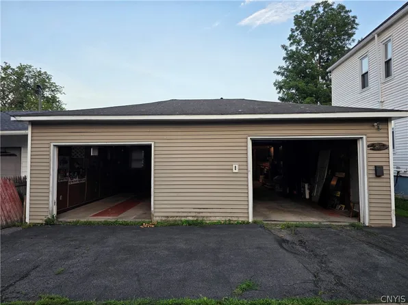 515 Niagara St, Utica, NY 13501