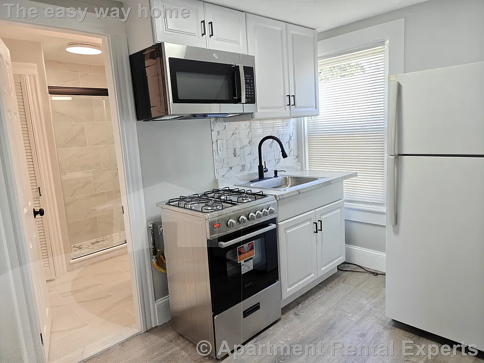 112 Highland Ave