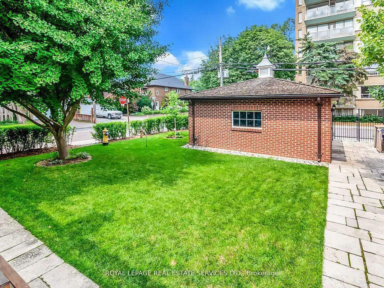 42 Gormley Ave #2 — Photo 36