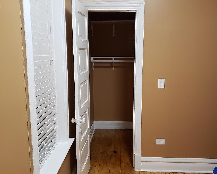 2nd bedroom closet