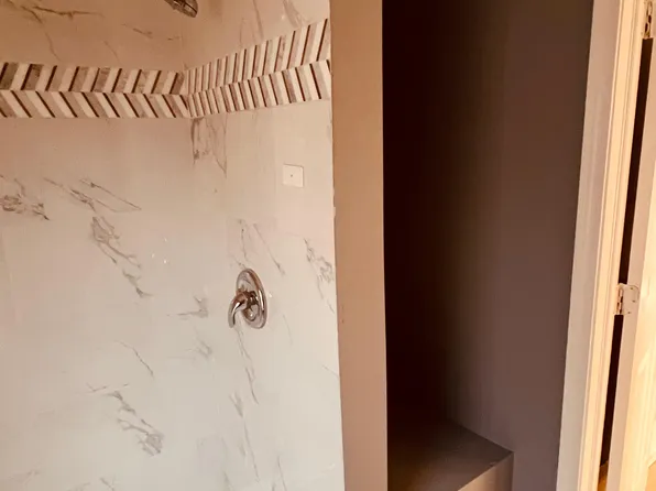 2305 N Tatnall St APT 4, Wilmington, DE 19802