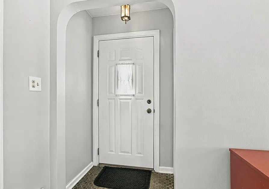 3 bed, 1508 sqft, $2,200 — Photo 4