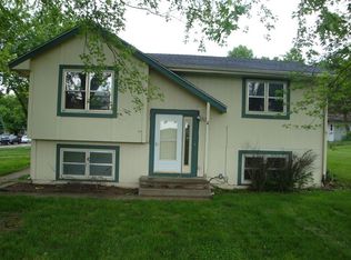 104 Cherry St, Norwalk, IA 50211