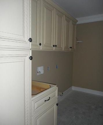 3rd image of 5131 Sedgefield Dr #20